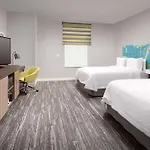 Hampton Inn Miami Airport East